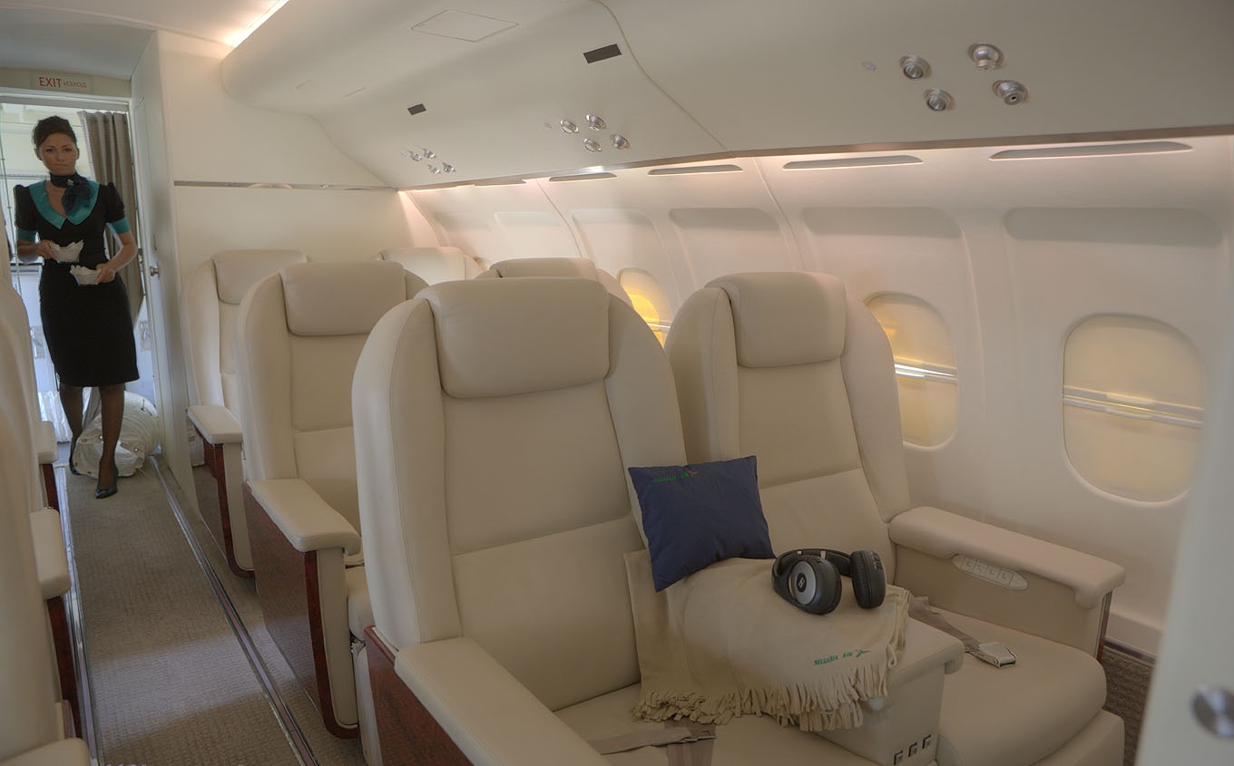 cabina Avro Business Jet